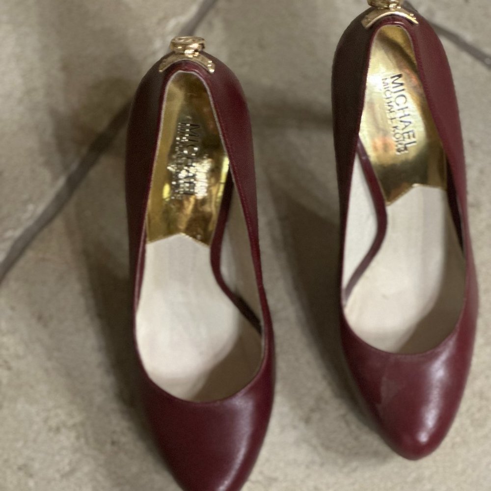 MICHAEL KORS ANTOINETTE LUGGAGE GOLD PADLOCK MK LOGO - Cranberry - Worn Once